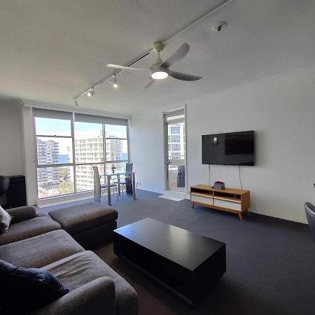 โกลเดน เกท - วี แอคคอมมอเดท Apartment โกลด์โคสต์ ภายนอก รูปภาพ