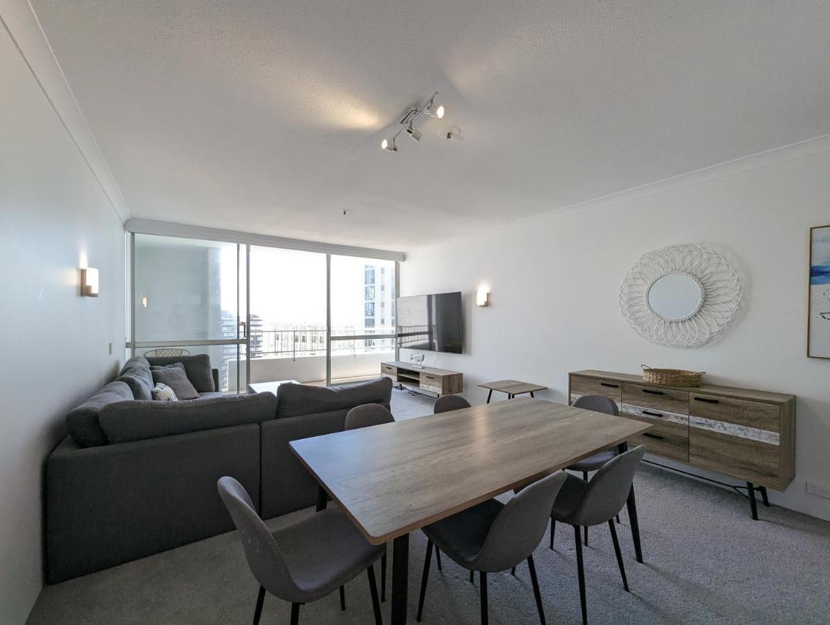โกลเดน เกท - วี แอคคอมมอเดท Apartment โกลด์โคสต์ ภายนอก รูปภาพ