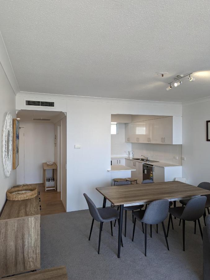 โกลเดน เกท - วี แอคคอมมอเดท Apartment โกลด์โคสต์ ภายนอก รูปภาพ