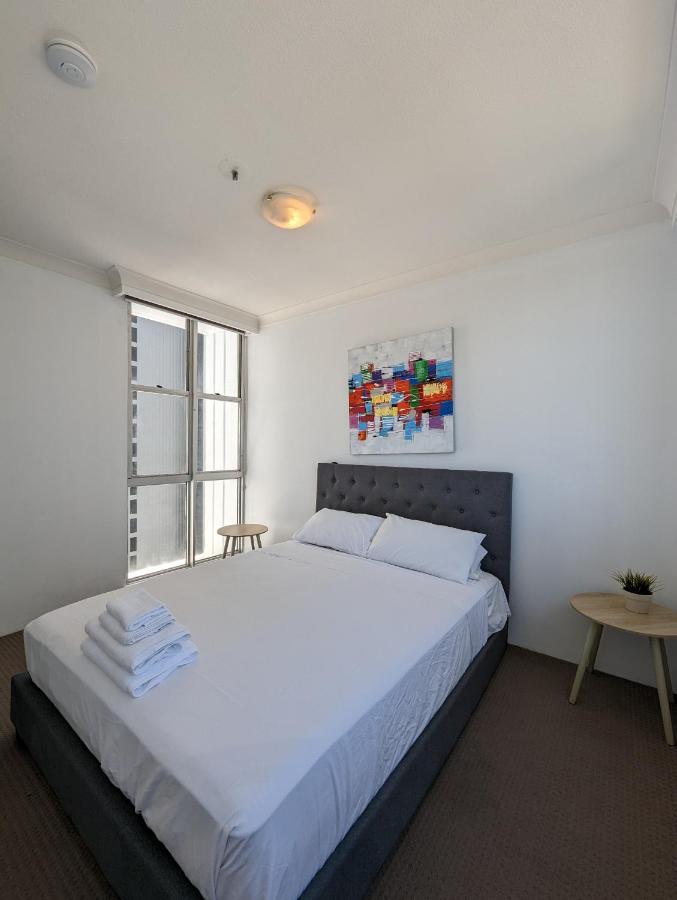 โกลเดน เกท - วี แอคคอมมอเดท Apartment โกลด์โคสต์ ภายนอก รูปภาพ