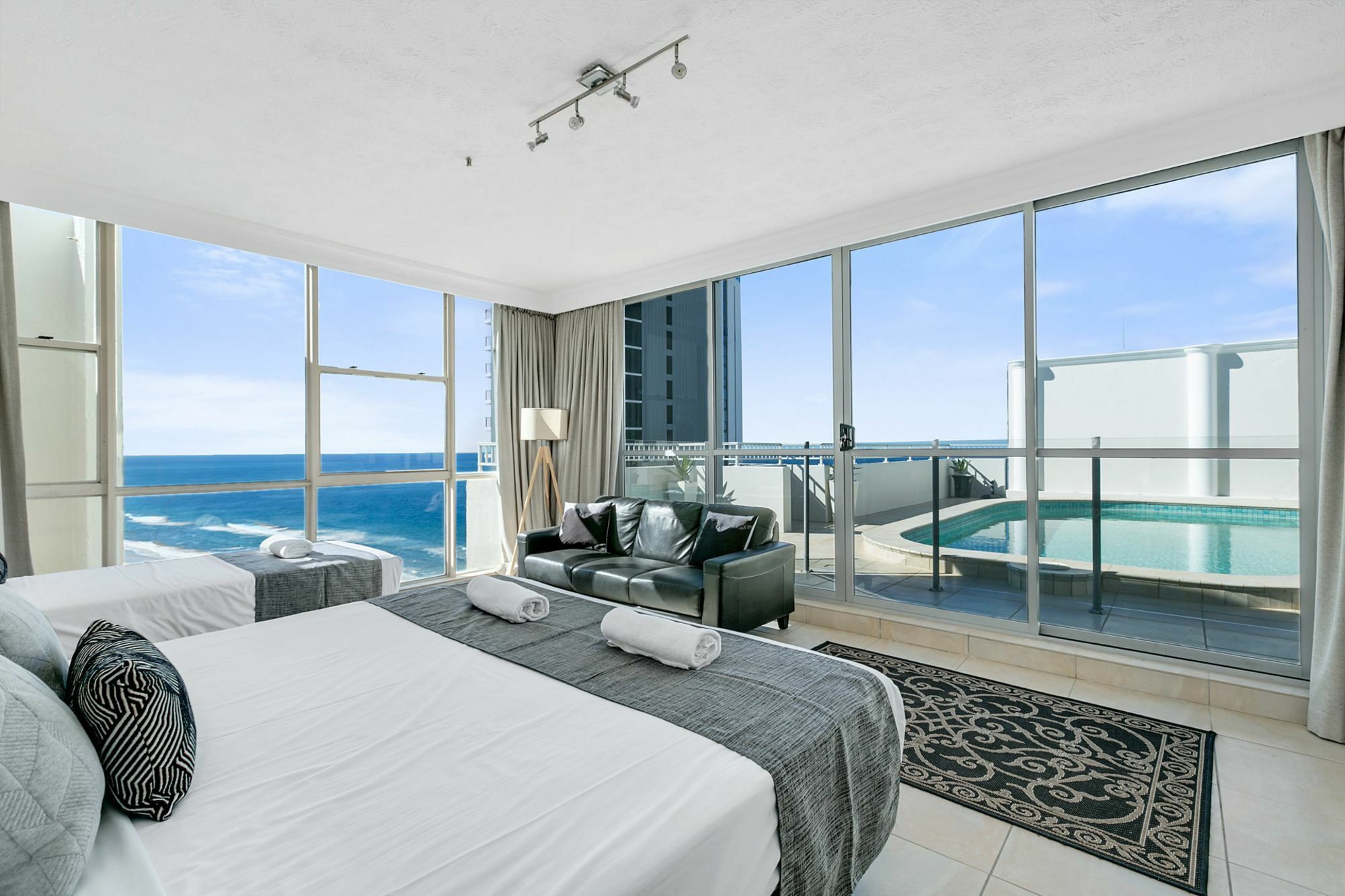 โกลเดน เกท - วี แอคคอมมอเดท Apartment โกลด์โคสต์ ภายนอก รูปภาพ