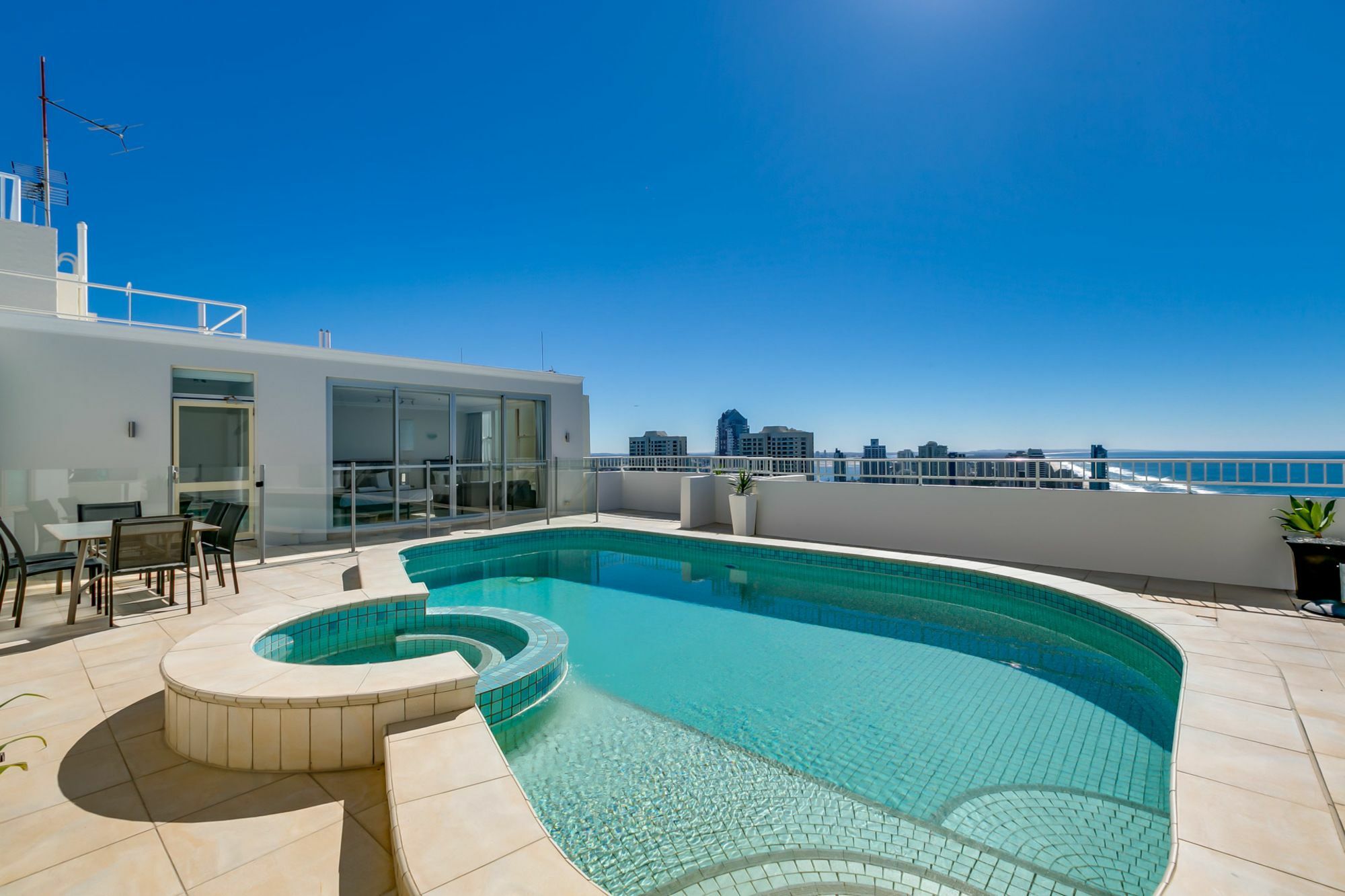 โกลเดน เกท - วี แอคคอมมอเดท Apartment โกลด์โคสต์ ภายนอก รูปภาพ